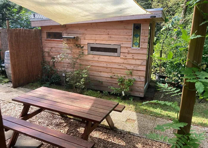 Semesterbostad Natuurhuisje Govinda *